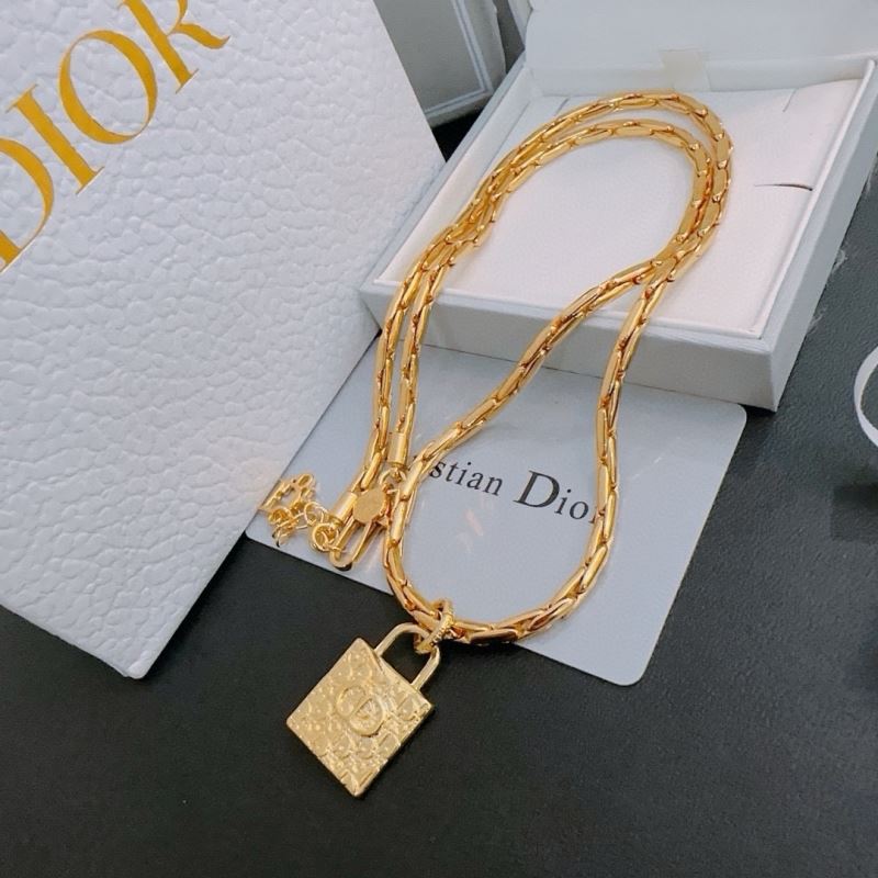 Christian Dior Necklaces